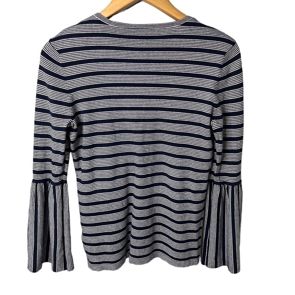 J McLaughlin Daryn Striped Bell Sleeve Sweater Top Navy White Size Small - Picture 3 of 7